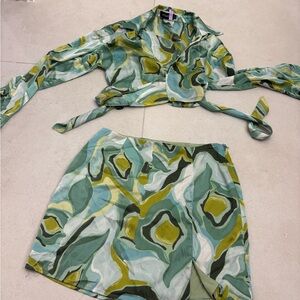 Stylish Green Patterned Skirt